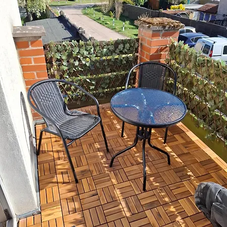 No 17, 2 Og R3 Apartament